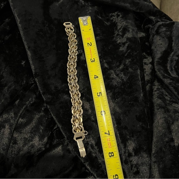 Vintage Chunky Double Chain Embossed Heart Bracelet - Picture 7 of 10